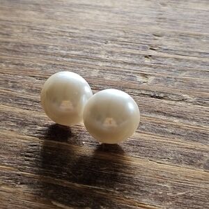 Elegant Pearl Stud Earrings